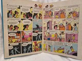 I Puffi presentano Johan e Pirluit