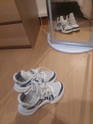 Zapatillas Louis Vuitton Blancas y Marrones