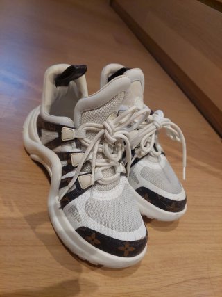 Zapatillas Louis Vuitton Blancas y Marrones