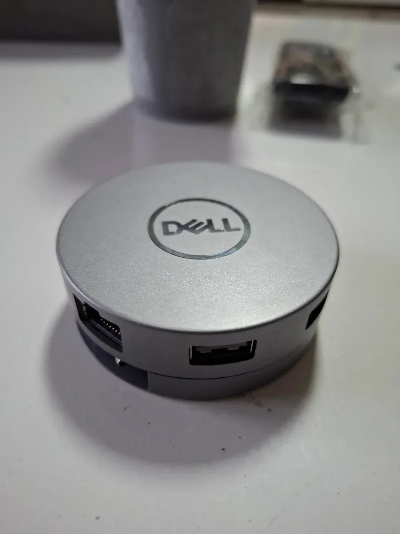 Adaptador Dell USB-C Hub
