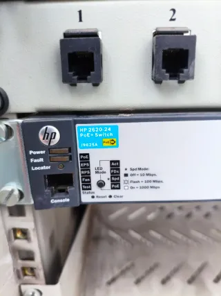 Switch HP 24 Puertos