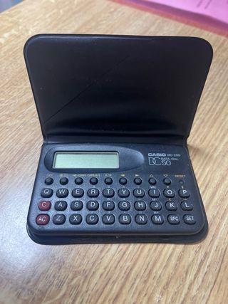 Agenda electrónica mas calculadora