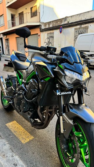 Kawasaki Z900 limitada A2