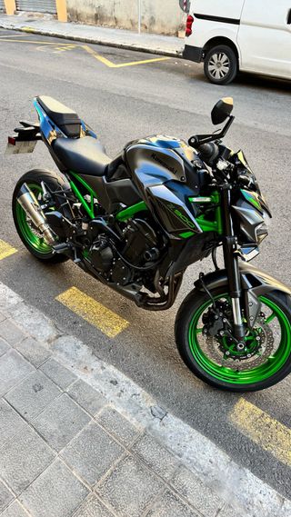 Kawasaki Z900 limitada A2