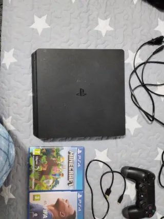 Consola PS4 Slim Negra + Juegos