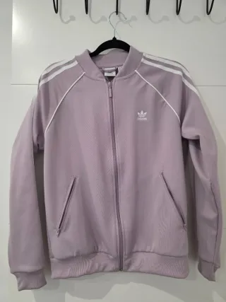 Chaqueta Adidas Morada con Rayas Blancas