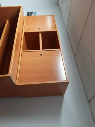 Mueble de madera para colgar