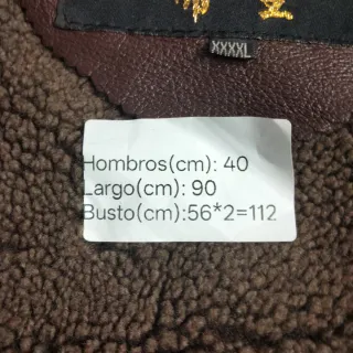 Abrigo de cuero forrado