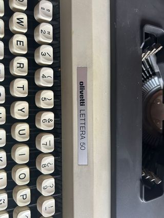 Olivetti Lettera 50 Máquina Escribir Español Malet