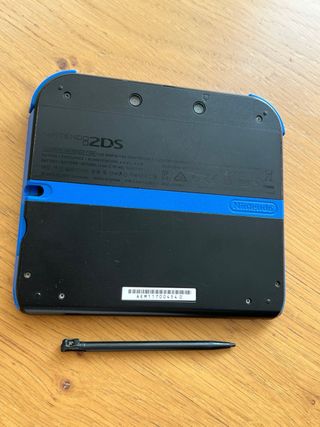 Nintendo 2DS Nera e Blu
