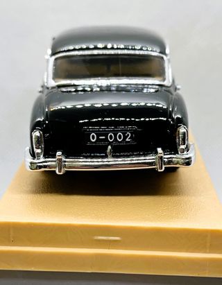 RIO MERCEDES BENZ 300 D ADENAUER 1958, ESC,1/43,