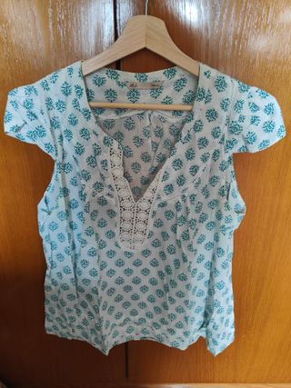 Abbigliamento donna vario, taglie 38-42. CAMICIE (3)