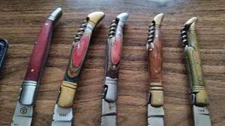 Sei coltelli Laguiole