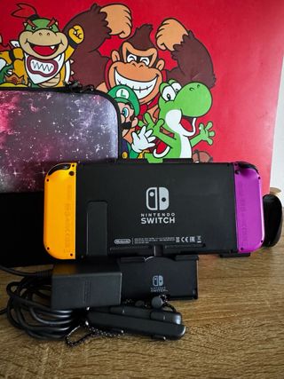 Nintendo Switch + accessori originali e custodia