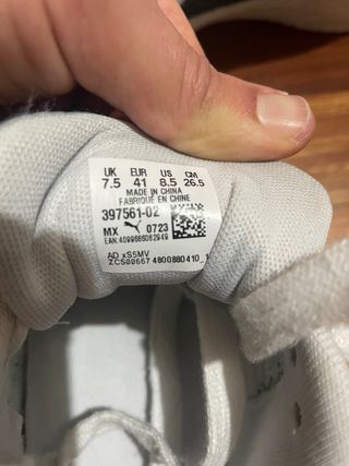 Zapatillas Puma Grises y Blancas