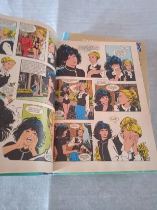 2 tomos Famosas Novelas Bruguera serie azul