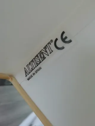 Lámpara de mesa cerámica esmaltada.