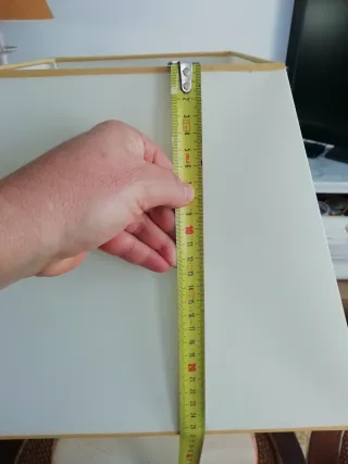 Lámpara de mesa cerámica esmaltada.