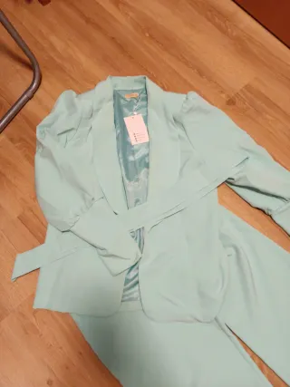 Traje de chaqueta invitada