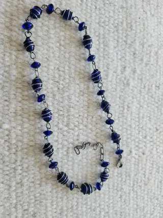 Collar artesanal semillas y cuentas