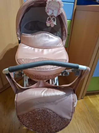 Carrello per bambole rosa con glitter marca juanma