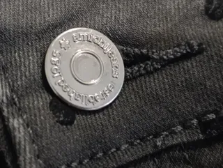 Falda mini vaquera negra