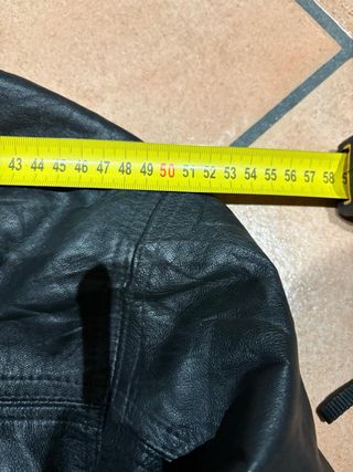 Giacca in pelle nera classica