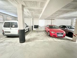 Garaje en venta en Les Clotes en Vilafranca del Penedès