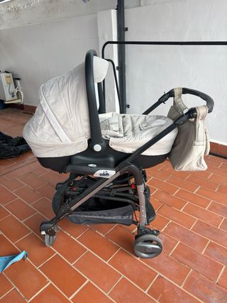 Carro de bebé Cam con capazo y bolso