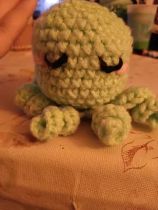 Pulpo hecho a crochet