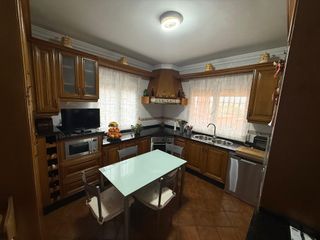 Cocina completa con electrodomésticos