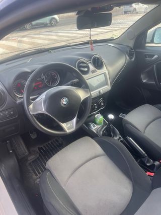 Alfa Romeo MiTO 2011