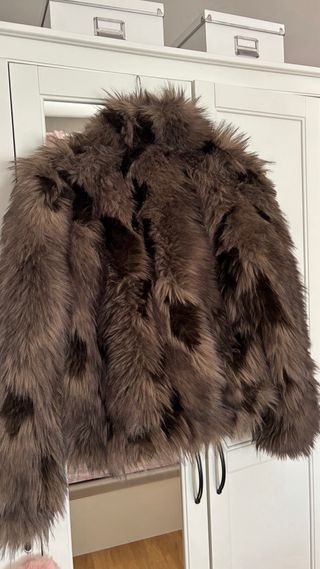 Abrigo pelo Stradivarius Talla S