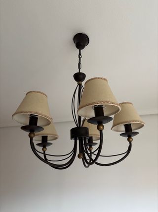 Lámpara de techo de forja