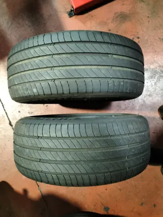 Pareja de neumáticos Michelin 225/45 R17