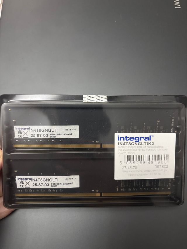 2x8GB DDR4 3200MHz RAM Kit