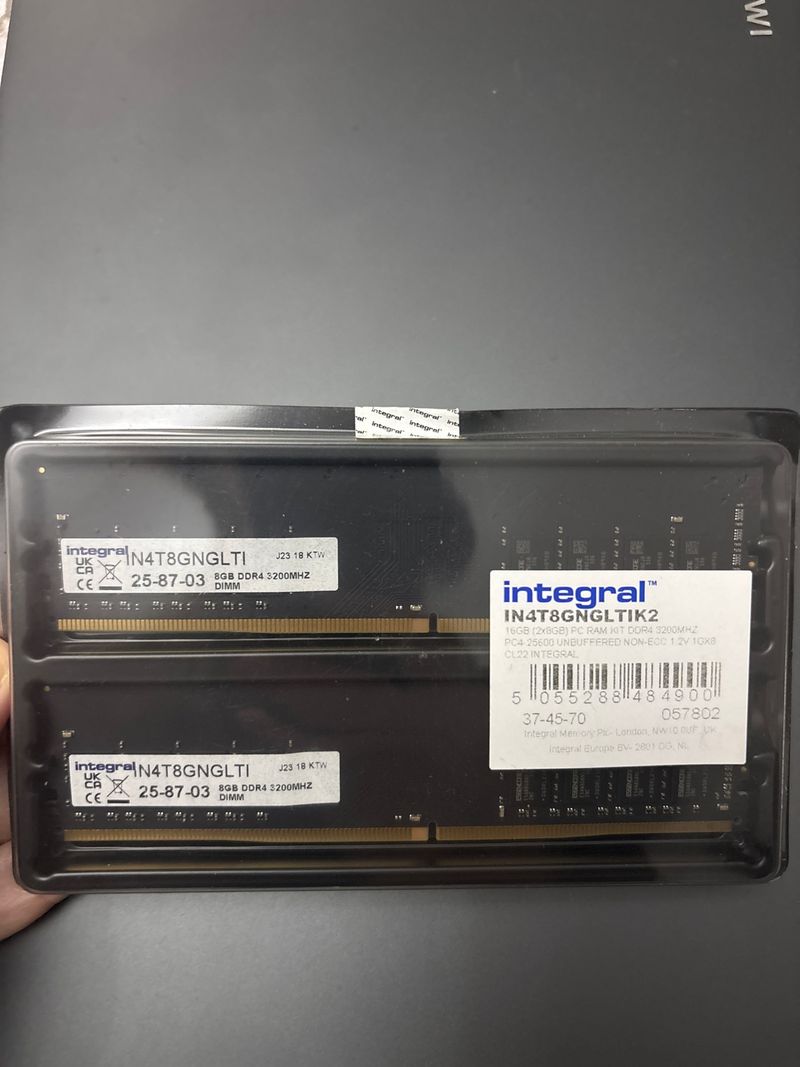 2x8GB DDR4 3200MHz RAM Kit