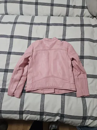 Chaqueta cuero rosa niña size 8