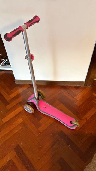 Patinete infantil de 3 ruedas marca Globber