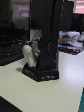 Console PS4 (PlayStation 4) Nera