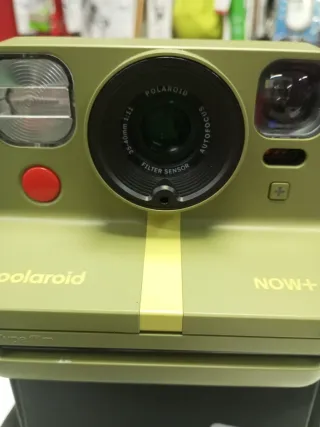 Cámara Polaroid Now+ Verde