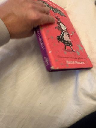 Isadora Moon - El gran libro de magia de Isador...