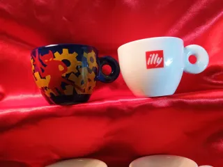 Tazzine Illy Set Porcellana
