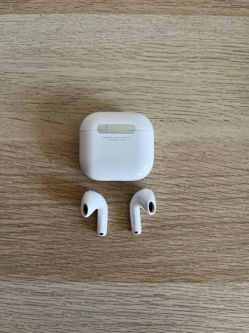 Airpods 4 ANC como nuevos afbeelding 4