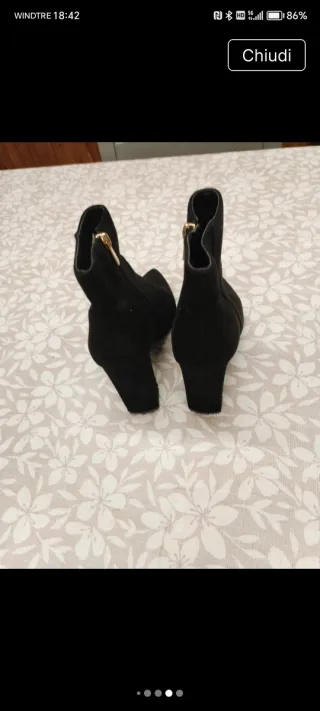 Primadonna Stivaletti Scamosciati Neri