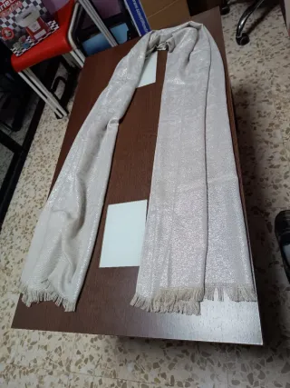 Pashmina Beige y Dorada