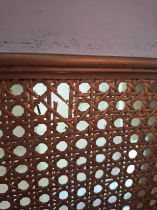 Cubre radiador blanco y dorado pequeño