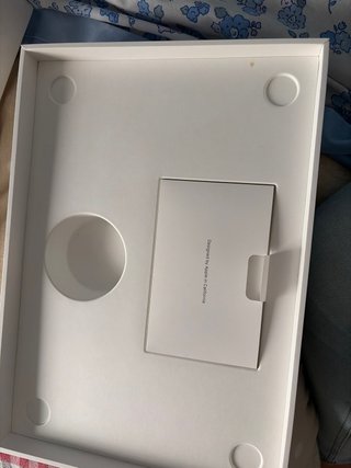 MacBook Apple A13