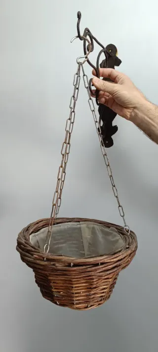 2 Maceteros Colgantes Mimbre y Metal con soportes