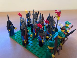 Lote  18 Muñecos Lego Vintage Caballeros